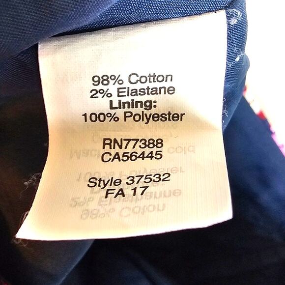 J. CREW Blue & Purple Floral Printed Pencil Skirt in Sateen Dot - Picture 5 of 5